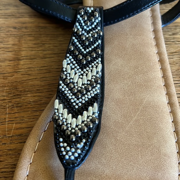 Sugar Thong Sandal - Picture 3 of 4